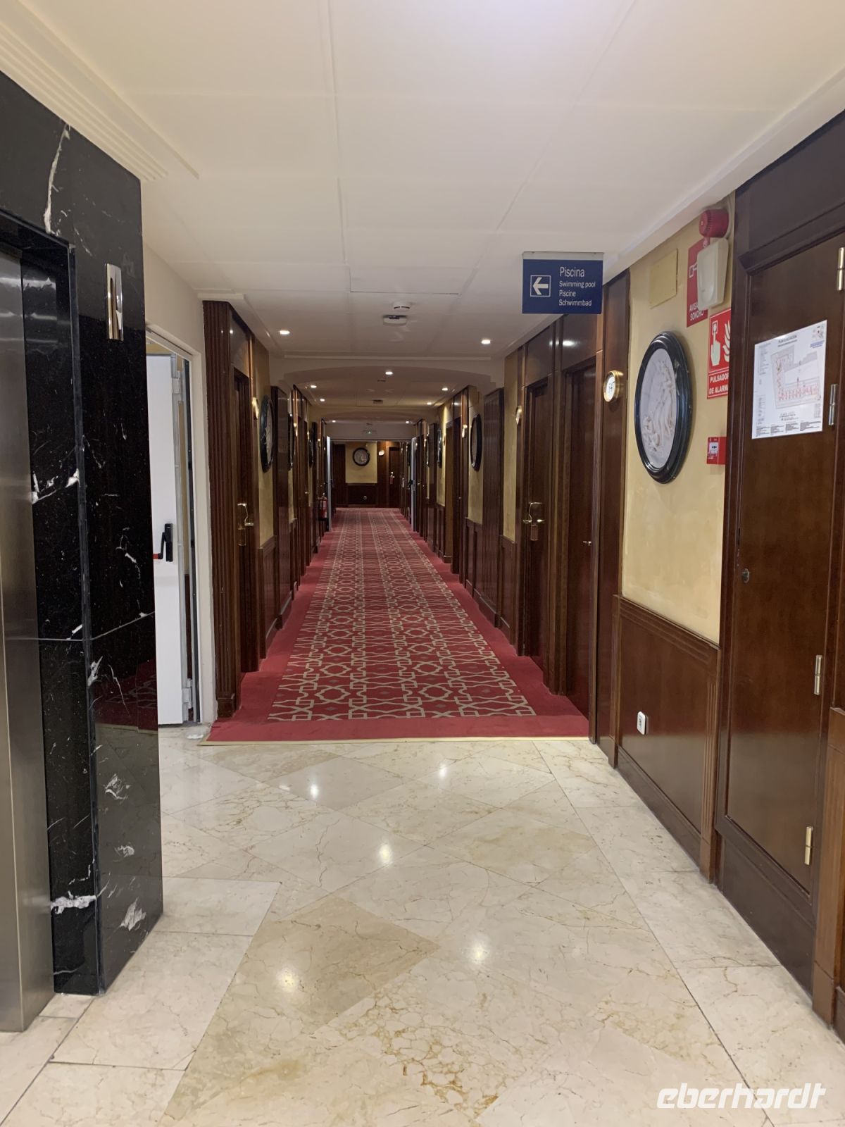 Lange Gänge in unserem Hotel in Sevilla