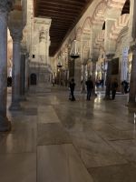 In der Moschee/Kathedrale