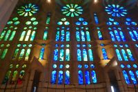 eines der Seitenschiffe der Sagrada Familia