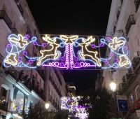 Weihnachtsdeko Calle de la Montera, Madrid