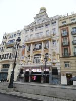 Beidruckende Architektur - hier in weiß-gold, Madrid