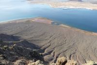 Salinen und Blick auf La Graciosa