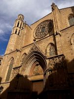Haupteingang der Santa Maria del Mar in Barcelona 