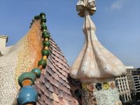 Barcelona. Casa Battló, Dach