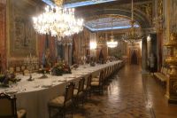 gedeckt zum Staatsbankett