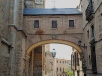 Durchgang zur Kathedrale von Toledo