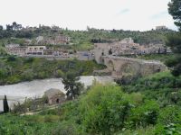 Blick auf die Brücke San Martin