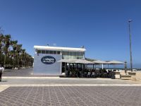 Spanien, Valencia, Paella-Restaurant direkt am Strand