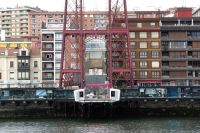 eine andere Ansicht der Schwebefähre von Bilbao