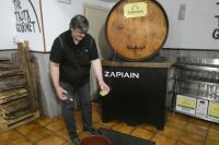 Cidre fachgerecht eingeschenkt