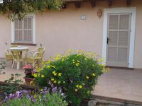 überall liebevoll Bepflanzungen