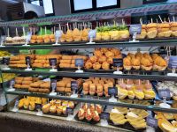 Tapas in der Markthalle/Altstadt von Mahon/Menorca/Balearen