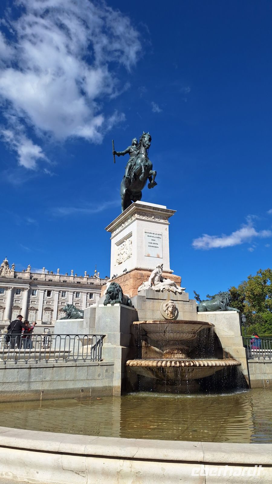 Plaza del Oriente