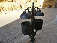 dekorative Mülleimer in Carmona