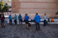 Picknick an der Kirche