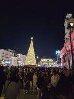 Ambiente Vor-Silvesterfeier an der Puerta de Sol Madrid
