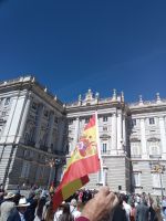 Madrillener mir spanischen Flaggen