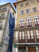 Portugal, Porto, Kunst beim Stadtbummel