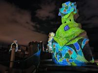 Lichtshow auf dem Dach des Casa Mila 