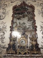 Die Uhr im Gasparini Saal - Palacio Real - Madrid, Spanien 