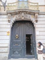 Die Türen und Balkone - Meisterwerke an der Puerta del Sol - Madrid, Spanien