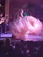 Flamenco Tänzerin in Wirbel des Tuches - Torres Bermejas  - Madrid, Spanien 