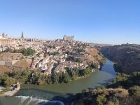 Blick auf Toledo mit Fluß Tajo -Kastilien, Spanien 