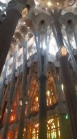 Barcelona - Sagrada Familia - Lichteinfall durch die Fenster  &ndash; &copy; Anke Nicke (Eberhardt TRAVEL)