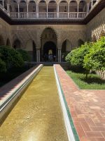 Einer der Gärten im Palast &ndash; &copy; Elke Knappe (Eberhardt TRAVEL)