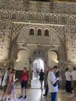 Prächtige Kacheln schmücken die Wände &ndash; &copy; Elke Knappe (Eberhardt TRAVEL)