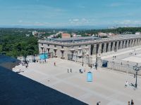 Blick von der Arkaden der Kathedrale auf Palacio Real und Umgebung von Madrid &ndash; &copy; Marieta Beck (Eberhardt TRAVEL)