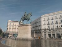 Carlos III.  auf der Puerta del Sol - Madrid &ndash; &copy; Marieta Beck (Eberhardt TRAVEL)