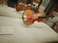 Antonio Stradivarius, Violine, 1709 - Palacio Real - Madrid &ndash; &copy; Marieta Beck (Eberhardt TRAVEL)