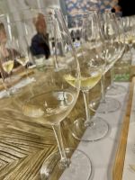 goldene Tropfen im Glas &ndash; &copy; Birgit Kirchner (Eberhardt TRAVEL)