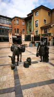 Bronzeskulptur Oviedo  &ndash; &copy; Beate Klingebiel (Eberhardt TRAVEL)