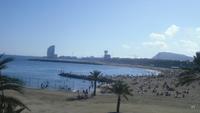 am Strand von Barcelona