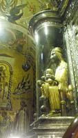 in der Basilika des Klosters Montserrat (die schwarze Madonna)