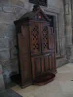 Beichtstuhl in der Kathedrale in Santiago de Compostela