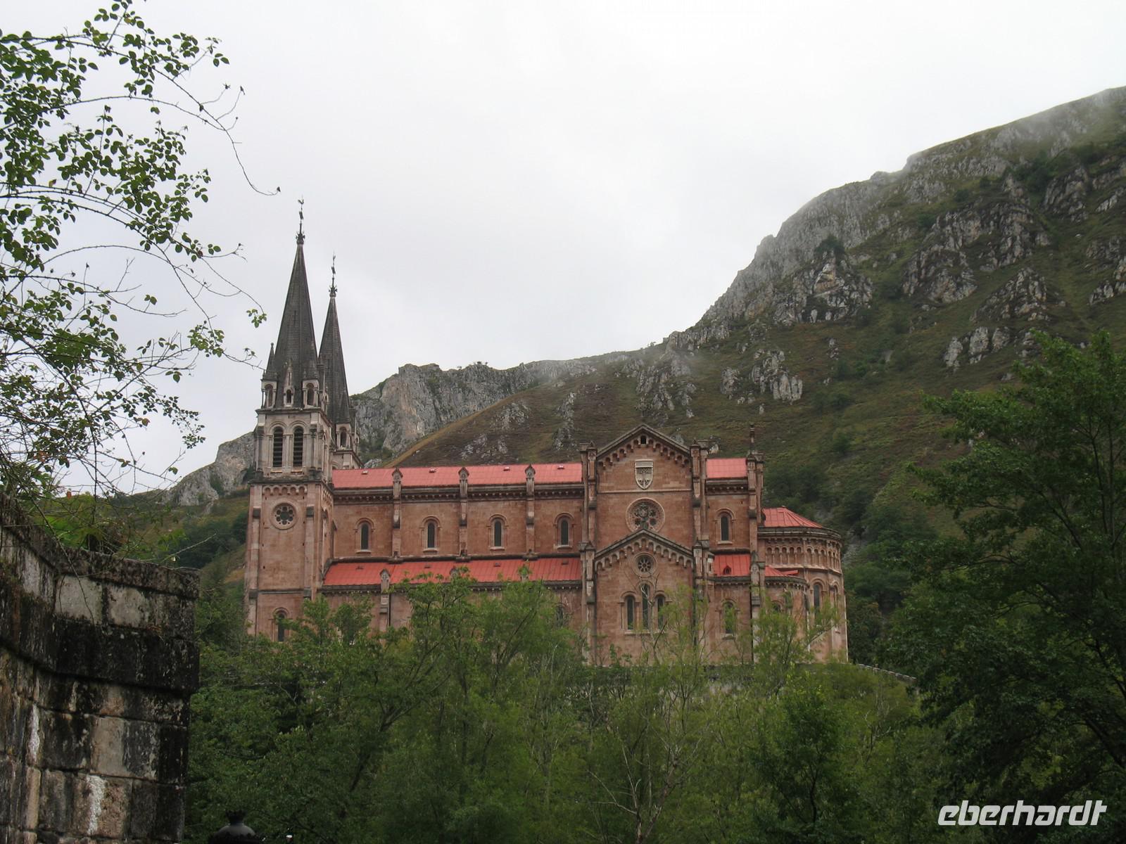 Besichtigung des Ortes Covadonga
