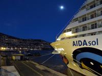 Die AIDAsol im Hafen von Funchal &ndash; &copy; Marion Kottlos (Eberhardt TRAVEL)