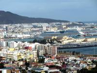 Blick auf Las Palmas mit der AIDAsol &ndash; &copy; Marion Kottlos (Eberhardt TRAVEL)