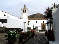 Betancuria – Blick von der Casa Santa Maria zum Marktplatz &ndash; &copy; Marion Kottlos (Eberhardt TRAVEL)