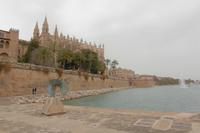 Die Kathedrale am Parque de Mar