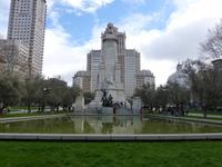 Madrid - Plaza Espana mit Cervantesdenkmal