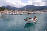 Fischerboot im Hafen von Sollér