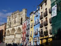Cuenca - Plaza Mayor mit Hauptfassade der Kathedrale