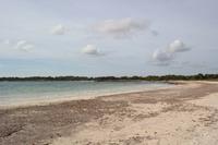 breiter flacher Strand, der nur uns gehört