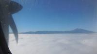 Flug von Teneriffa nach El Hierro, Blick auf den Teide