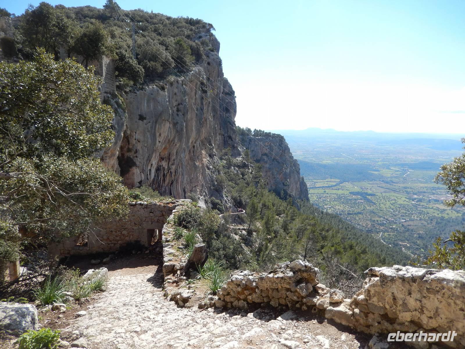 Aufstieg zum Castell d'Alaro