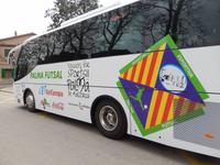 Für sportliche Gäste einen sportlichen Bus